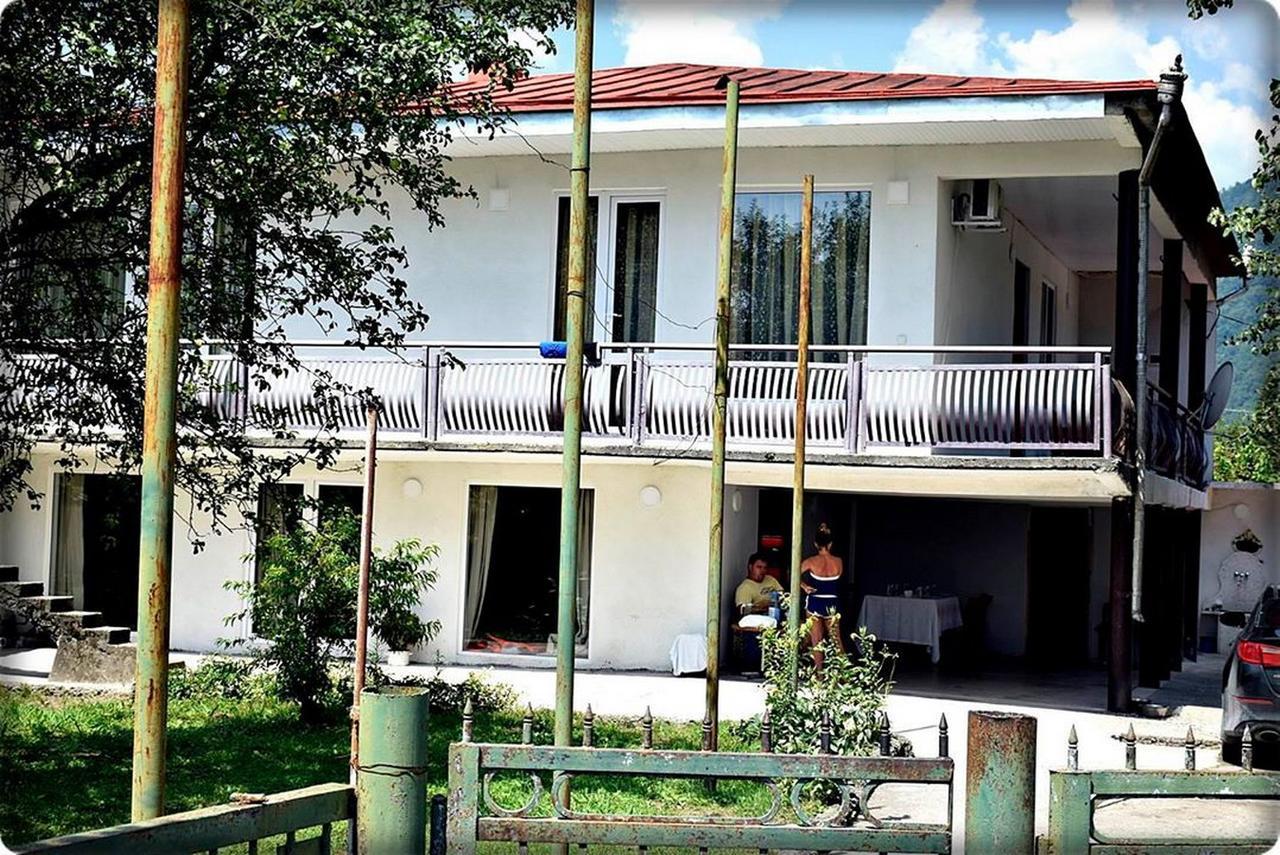 Guest House Qedi Jvari Екстериор снимка