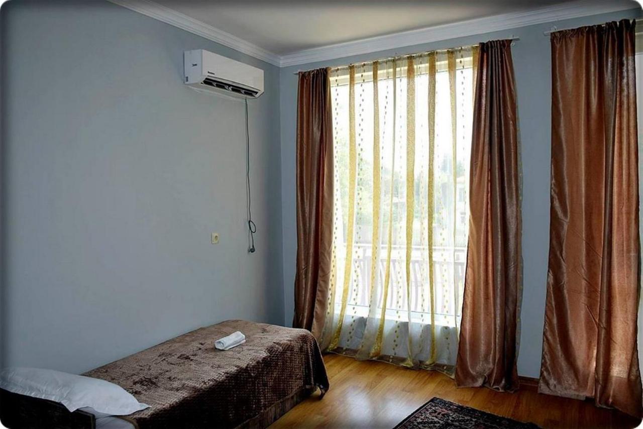 Guest House Qedi Jvari Екстериор снимка